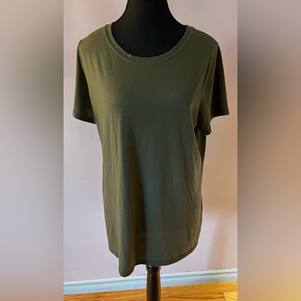 Olive Green Torrid Everyday Tee size 0 (12/14)